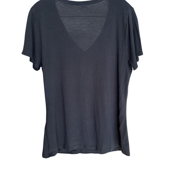 Black V-Neck Short Sleeve Top SOFT!!!  Lightweight  Size Large - Picture 4 of 6